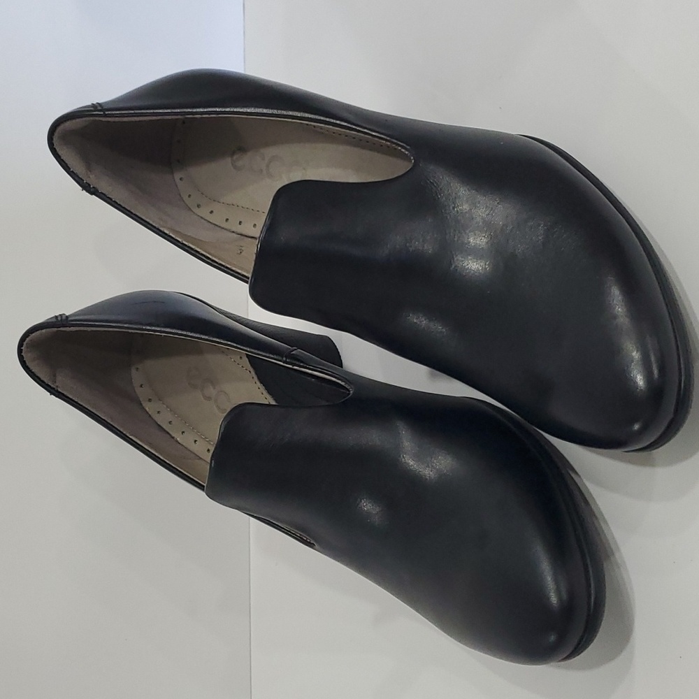 Ecco Black Pumps size 38